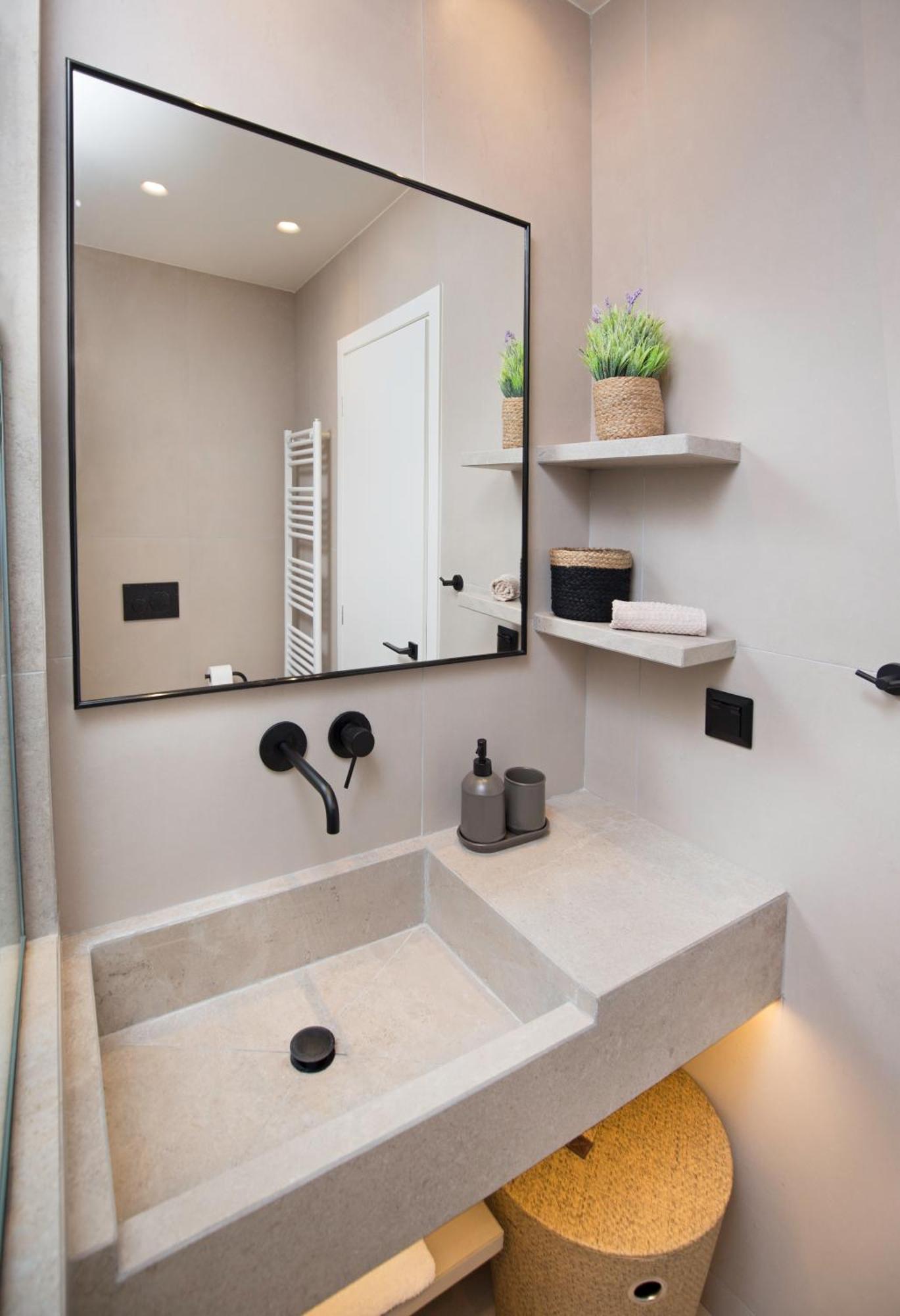 Urban Spacious Apartment Near Kallimarmaron Athen Eksteriør bilde